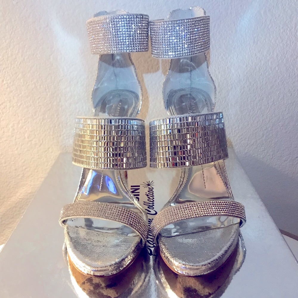 Gianni Bini Heels Size 8